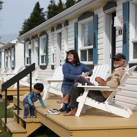 Motel Bellevue Ривьер-дю-Лу Экстерьер фото